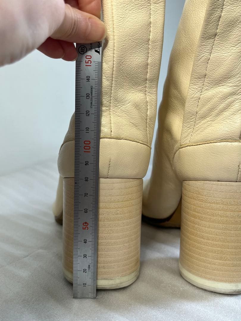 tabi boots ヴィンテージレザー　ホワイト35 22cm 裏張り済