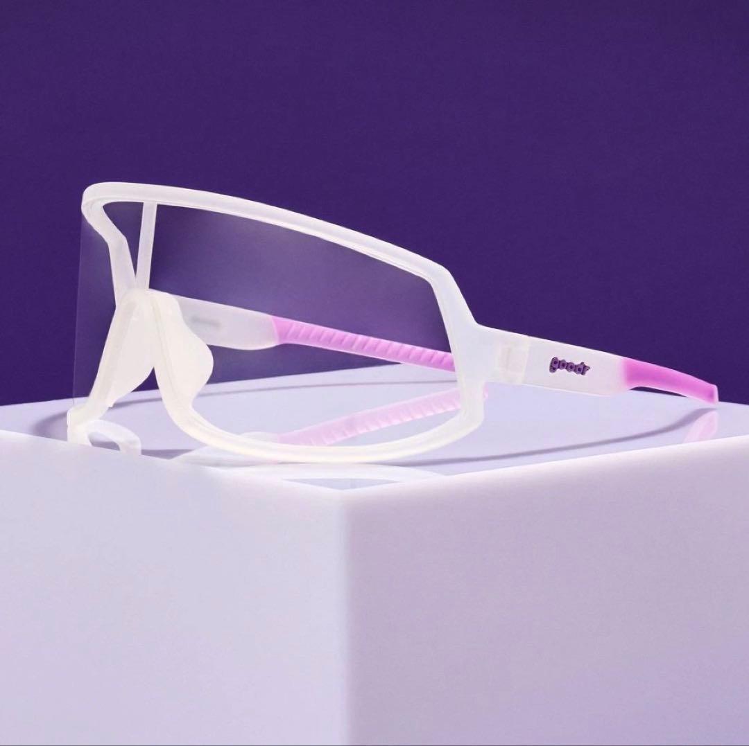 日本未発売goodr Crystal Clear Wrap G サングラス