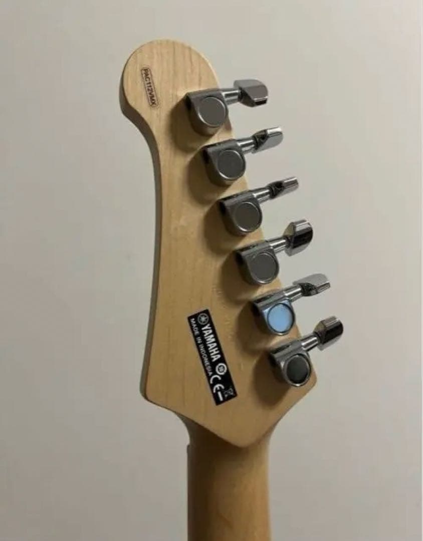 ギター Yamaha PACIFICA 112VMX