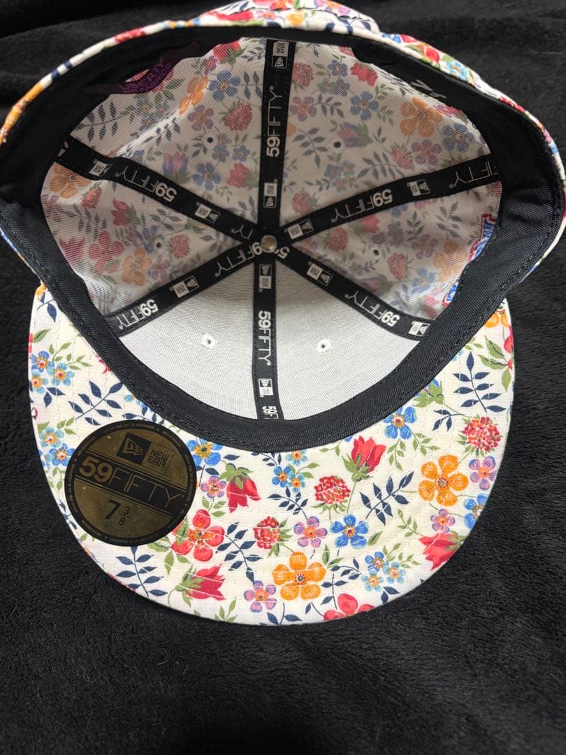 シュプリームニューエラ 59FIFTY 花柄　サイズ : 7 3/8