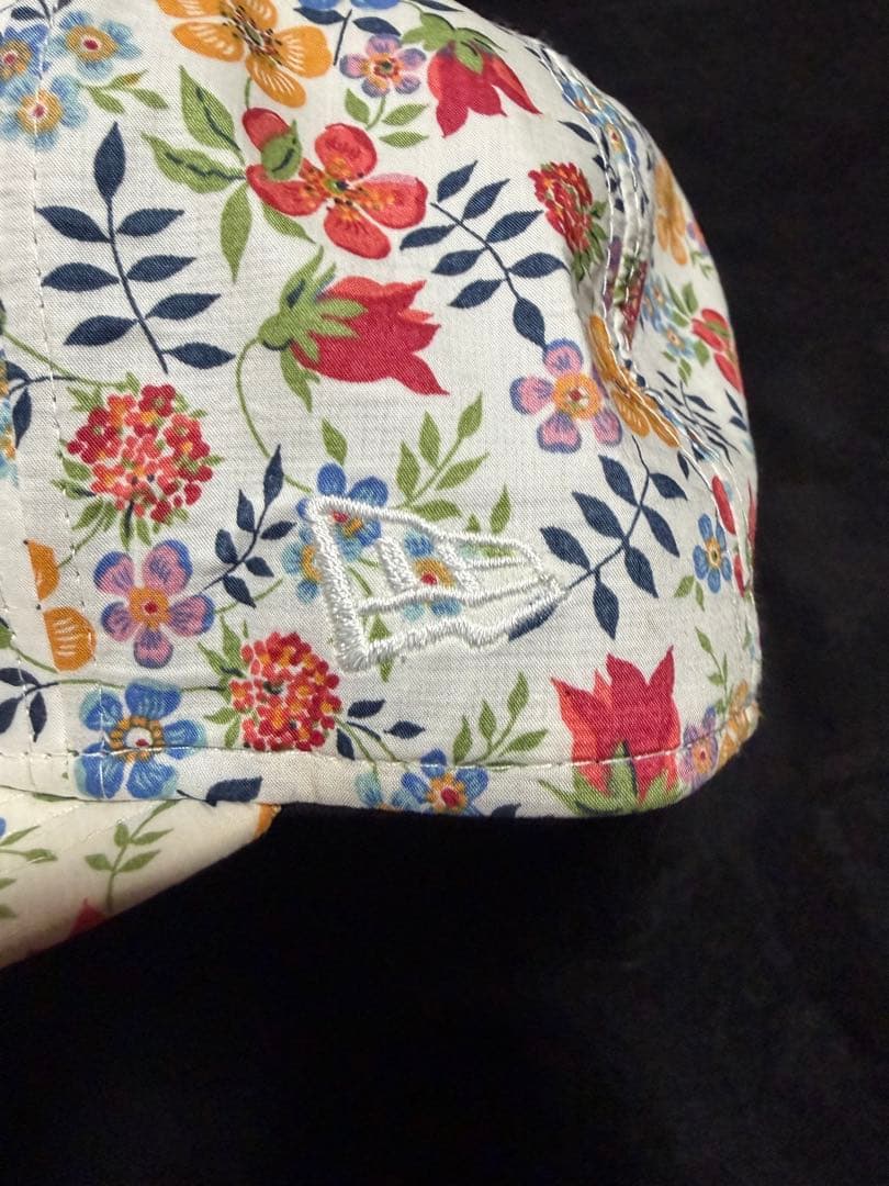シュプリームニューエラ 59FIFTY 花柄　サイズ : 7 3/8