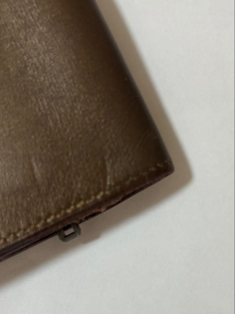 エルメス　べアンコンパクト　ゴールド　レザー二つ折り財布