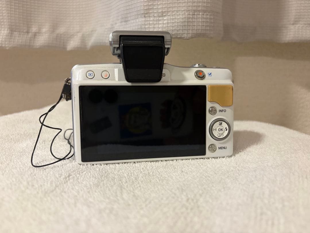 オリンパス OLYMPUS PEN mini E-pm2 ホワイト