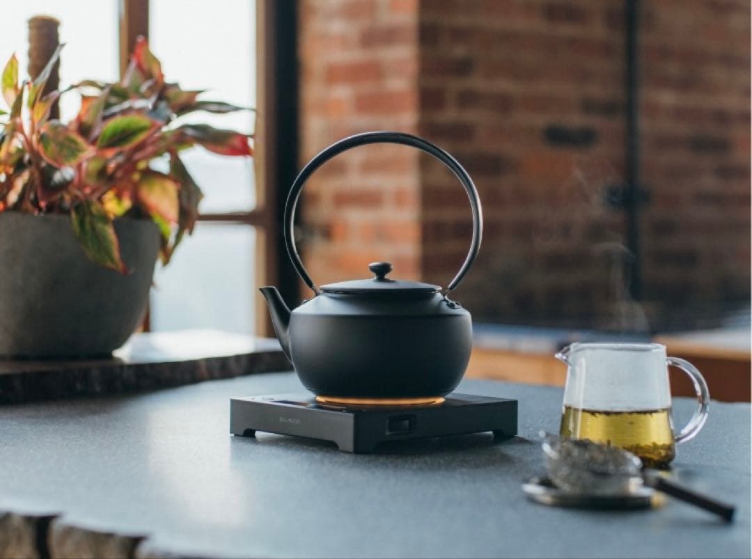 新品未開封　BALMUDA Moon Kettle 電気ケトルBLACK