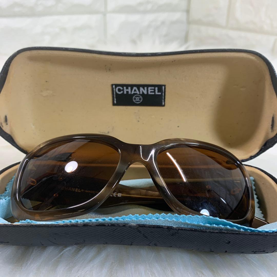 CHANEL ブラウンサングラス5102ココマーク、ケース付き