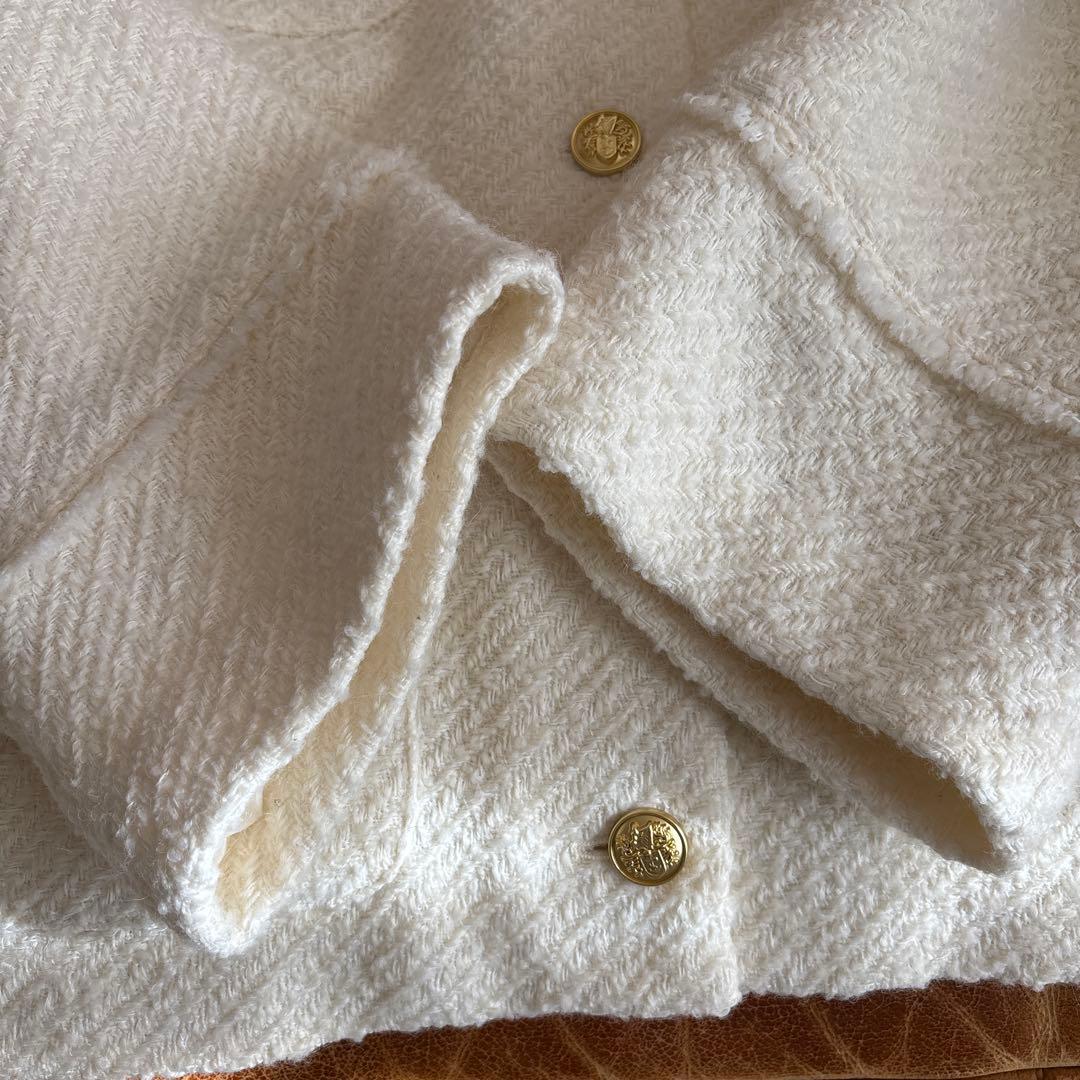 Loungedressツイードノーカラージャケット　金ボタン