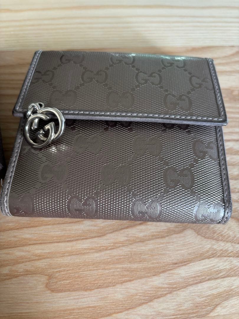 GUCCI グッチ ゴールド 三つ折り財布 箱付き
