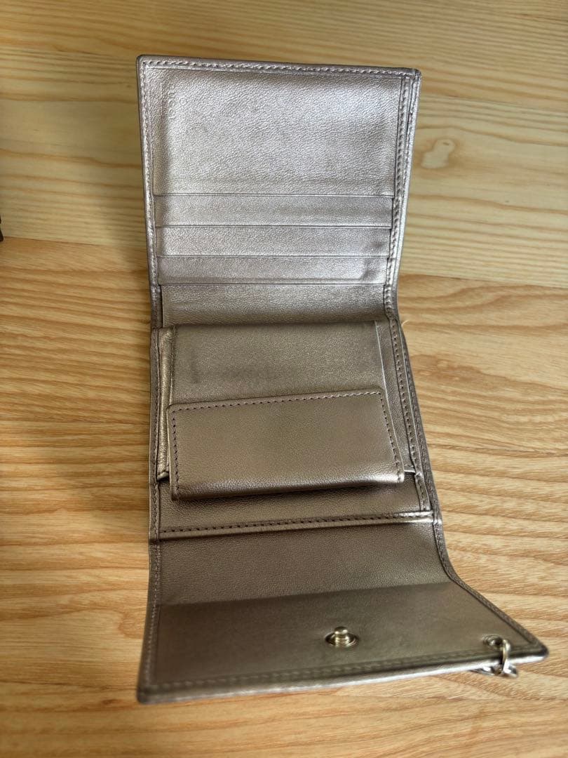 GUCCI グッチ ゴールド 三つ折り財布 箱付き