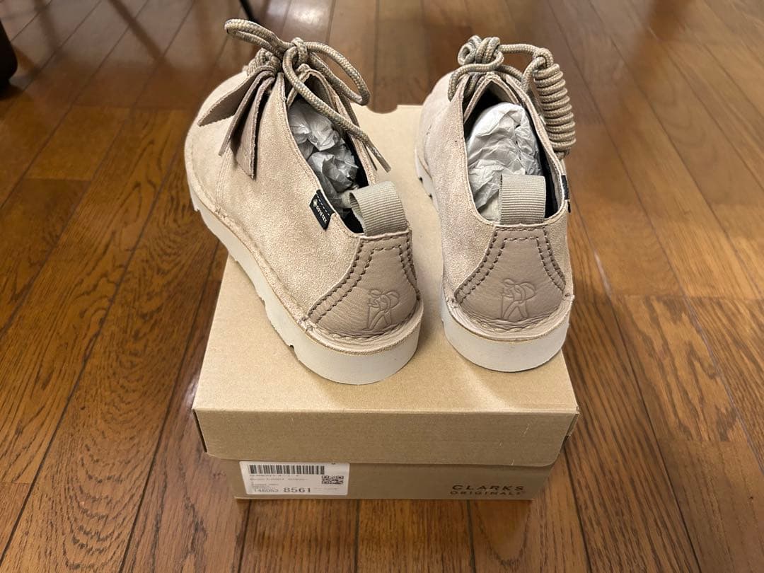 新品です♪クラークス　デザートトレックGTX UK7 Clarks ベージュ
