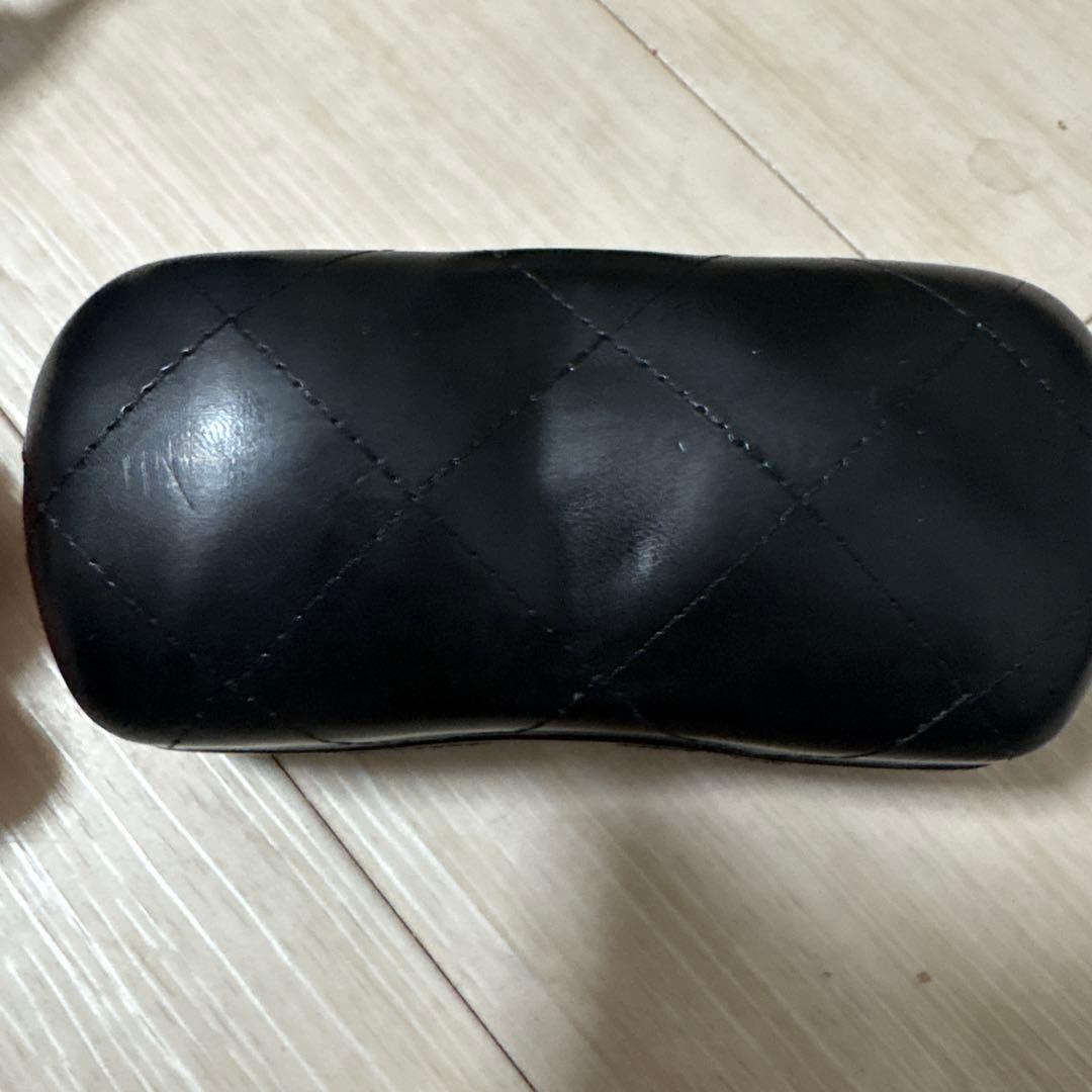シャネル　サングラス　ノベルティ　とのことでこちらで購入　美品