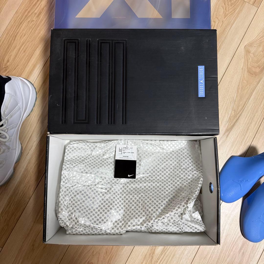 靴 NIKE AIR JORDAN 11 RETRO \"LEGEND BLUE\"
