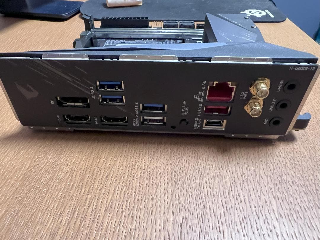 [美品] GIGABYTE B550I AORUS PRO AX 1.0