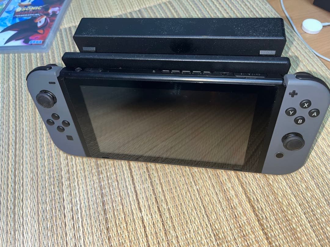 Nintendo Switch 本体 32GBとカセットのおまけ付き