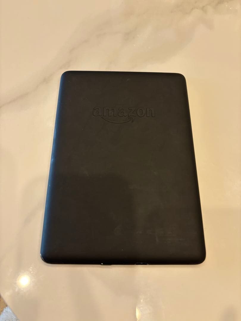Kindle Paperwhite 第10世代6インチ 本体　ケース付