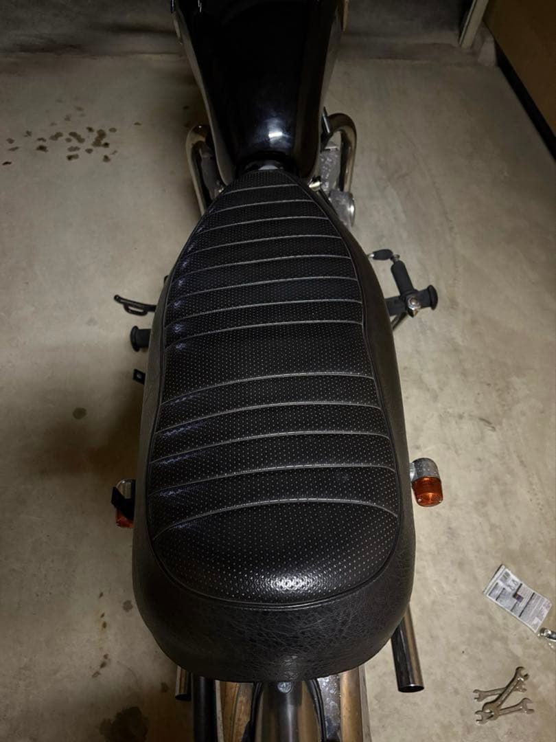 triumph トライアンフ　シート