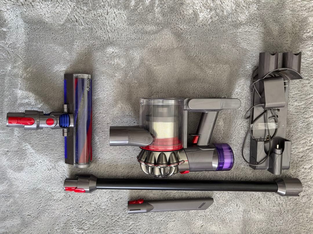 Dyson SV10 V8 スリム　スティッククリーナー +付属品