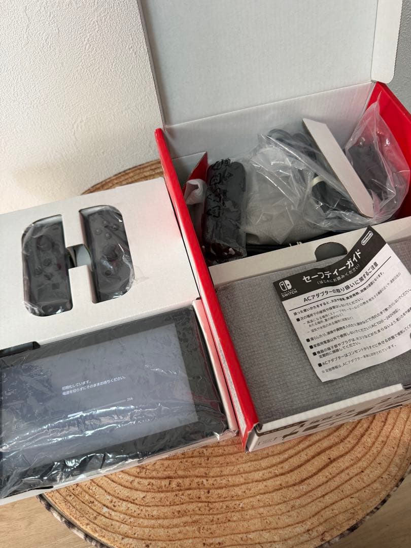 Nintendo Switch ニンテンドースイッチ本体グレー①