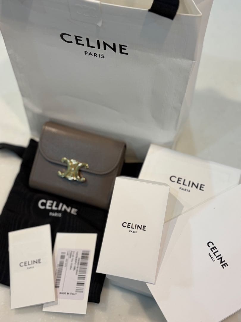 セリーヌ CELINE トリオンフ コンパクト ウォレット 三つ折り 財布
