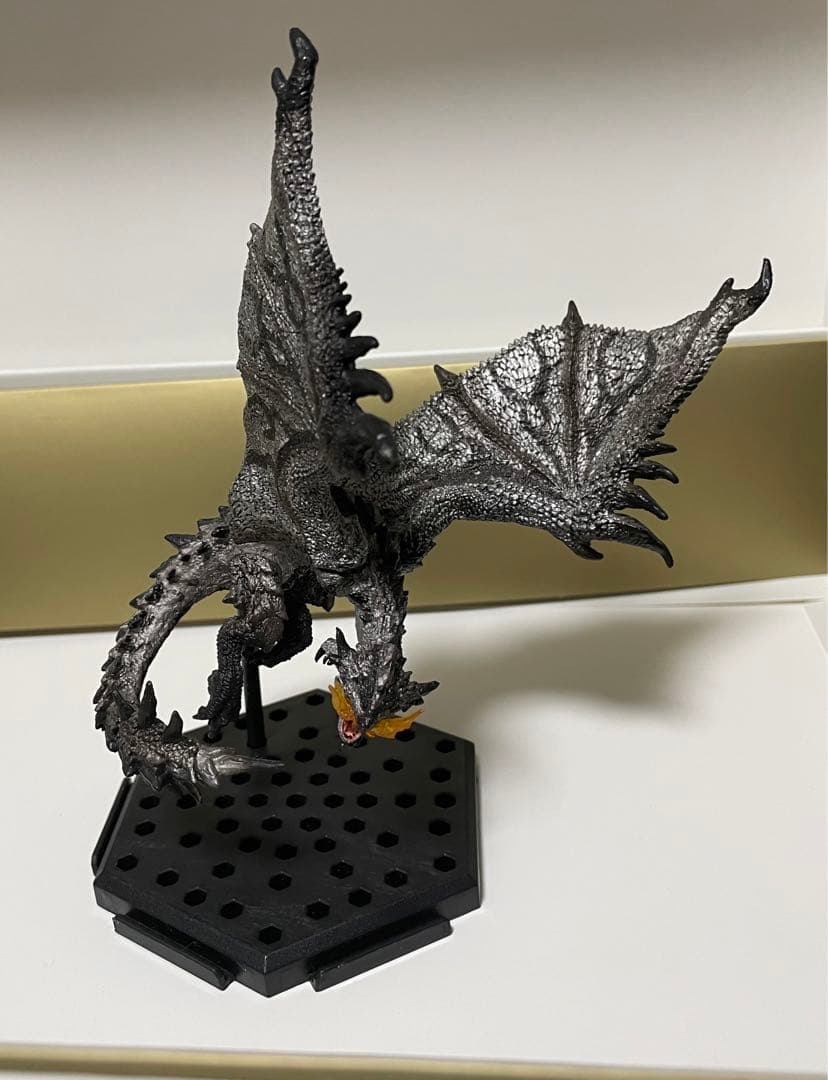 モンスターハンターフィギュア　まとめ売り　メル・ゼナ(血氣活性状態) 追加