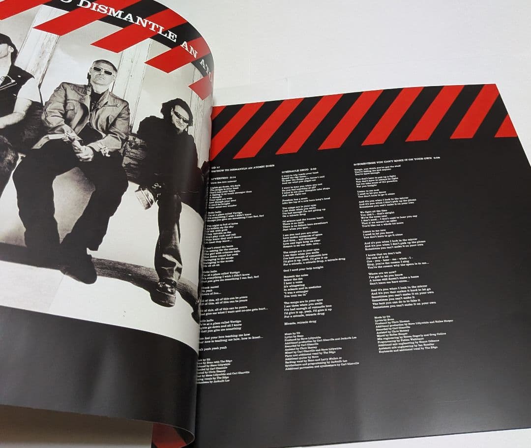 U2 ハウ・トゥ・ディスマントル・アン・ 完全生産限定盤 SHM-CD BOX