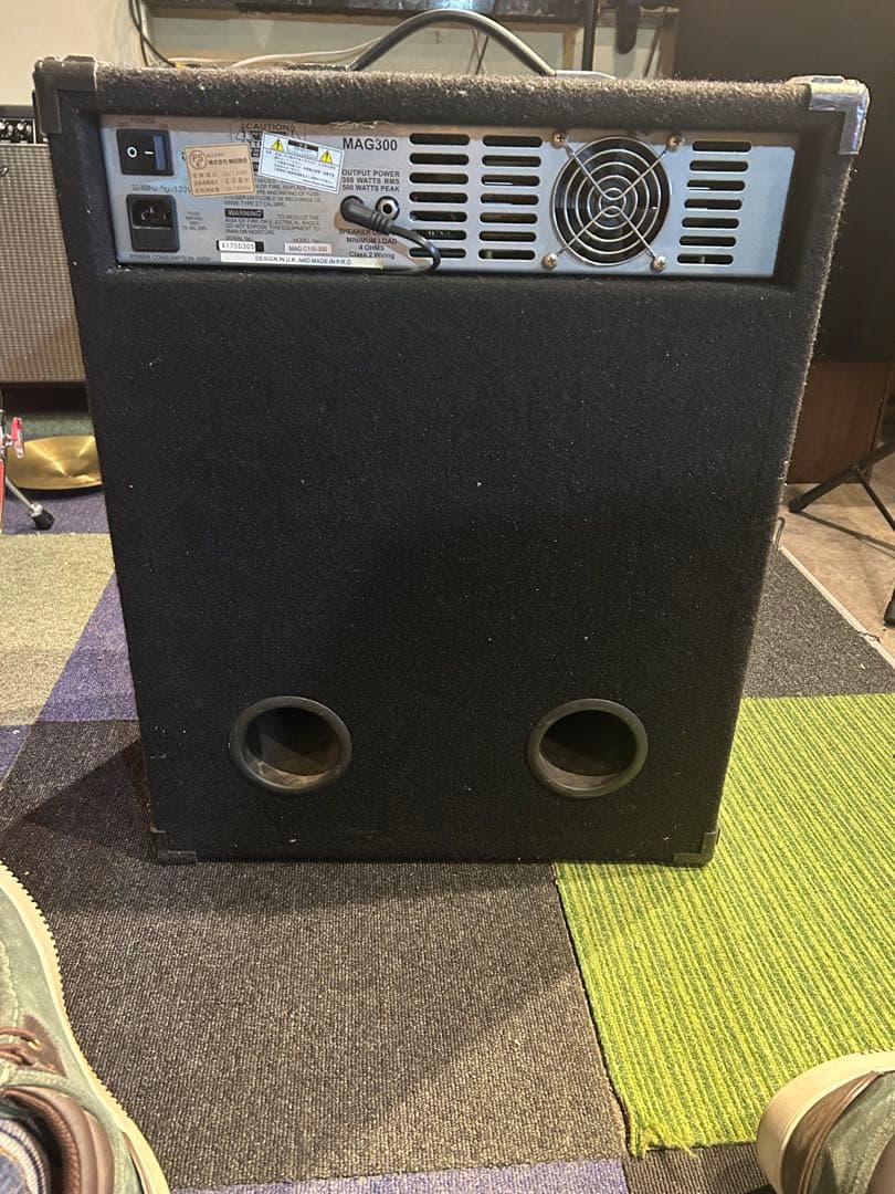 MAG 300 ベース用アンプ