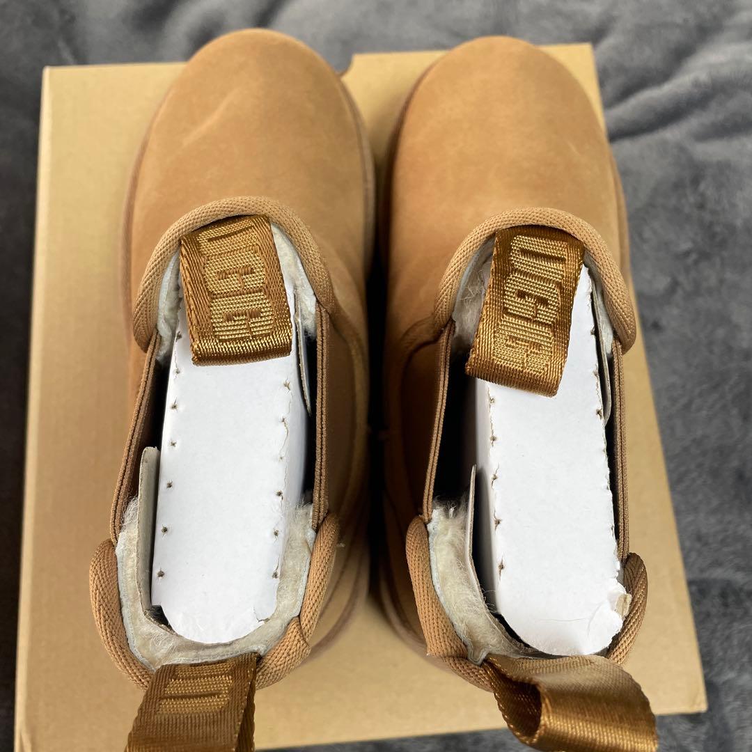 UGG W CLASSIC MINI PLATFORM 23㎝