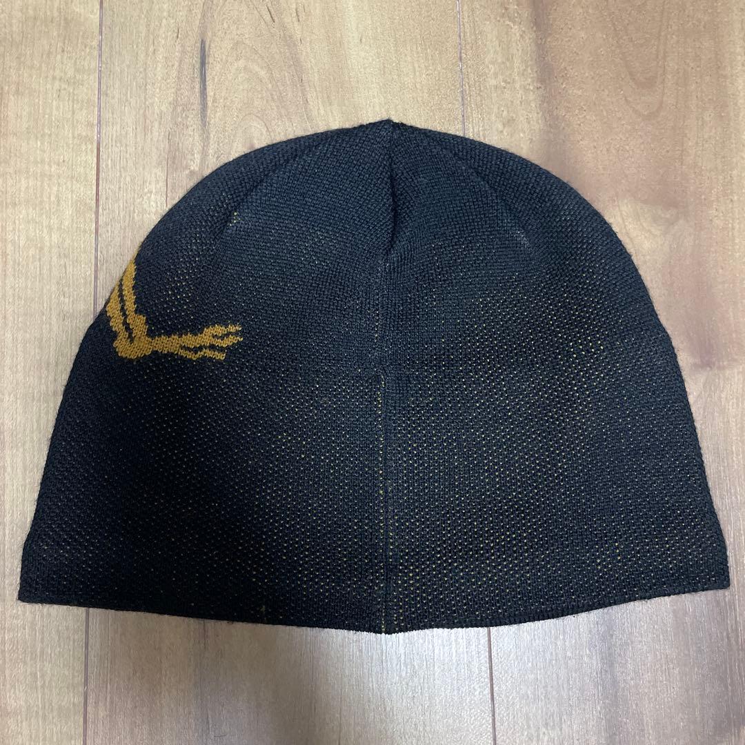 ARC'TERYX ニット帽 ブラック/ゴールド