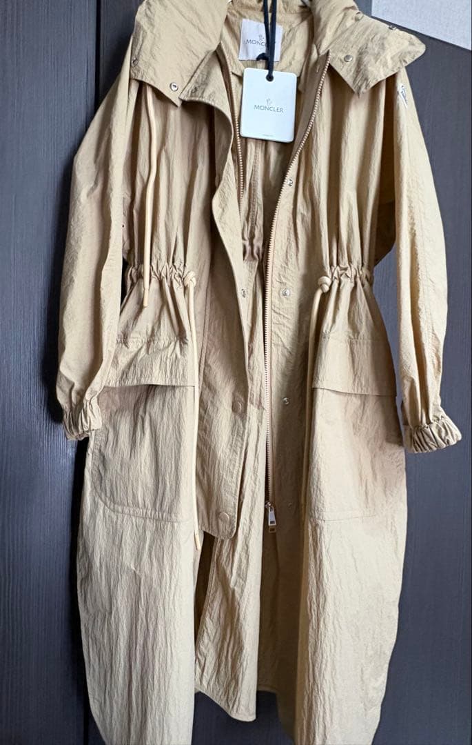 モンクレール MONCLER 美品 SOLOGNE ベージュ ナイロンコート