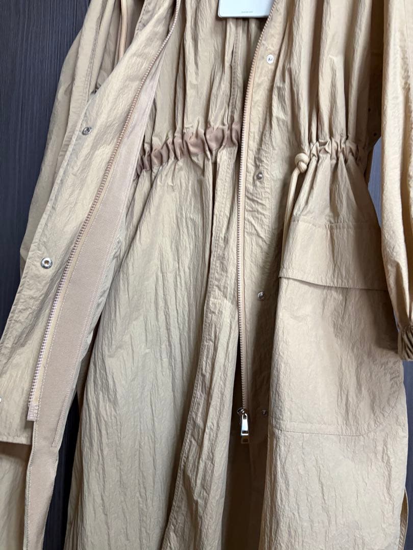 モンクレール MONCLER 美品 SOLOGNE ベージュ ナイロンコート