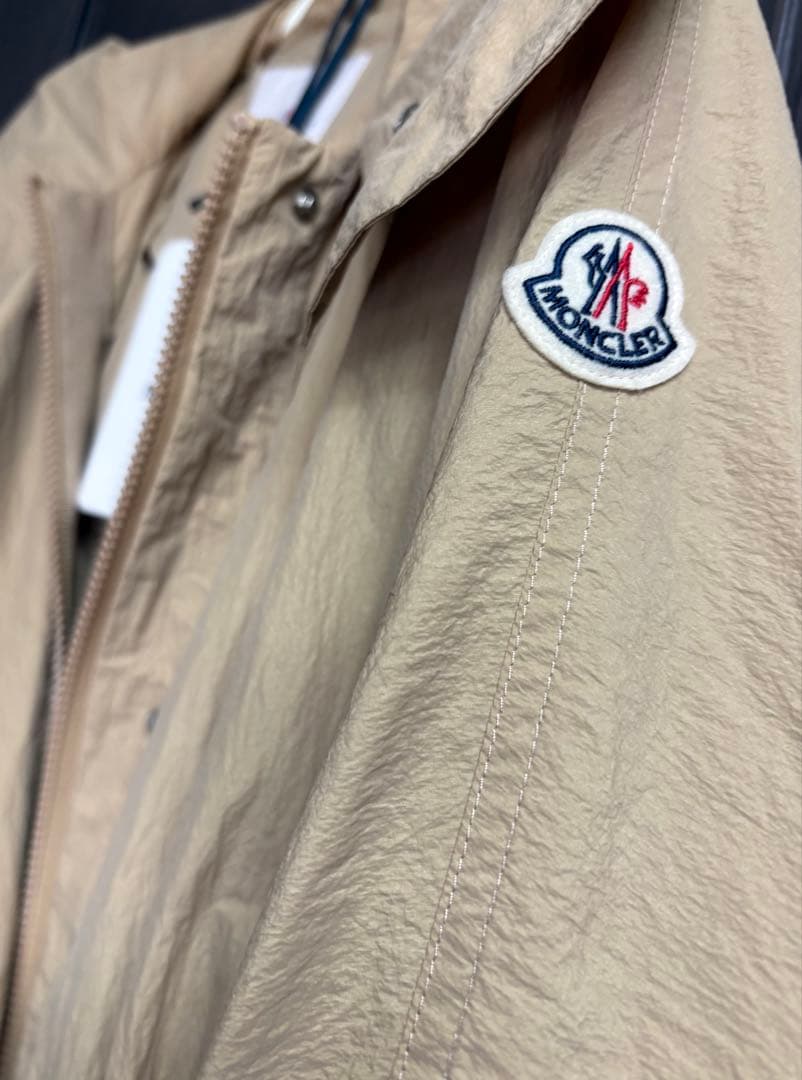 モンクレール MONCLER 美品 SOLOGNE ベージュ ナイロンコート
