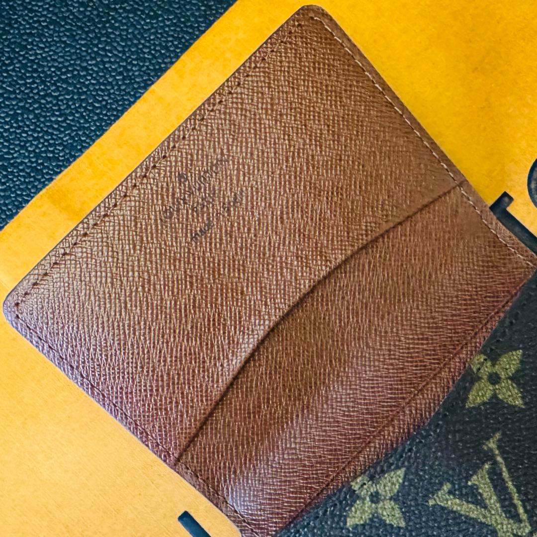 LOUIS VUITTON モノグラム カードケース 名刺入れ 未使用に近い極美