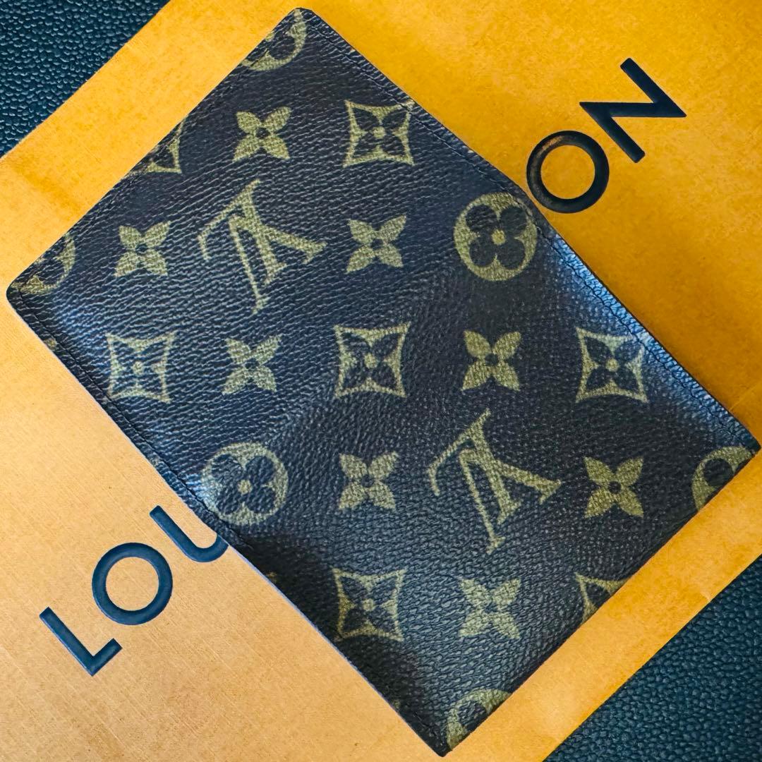 LOUIS VUITTON モノグラム カードケース 名刺入れ 未使用に近い極美