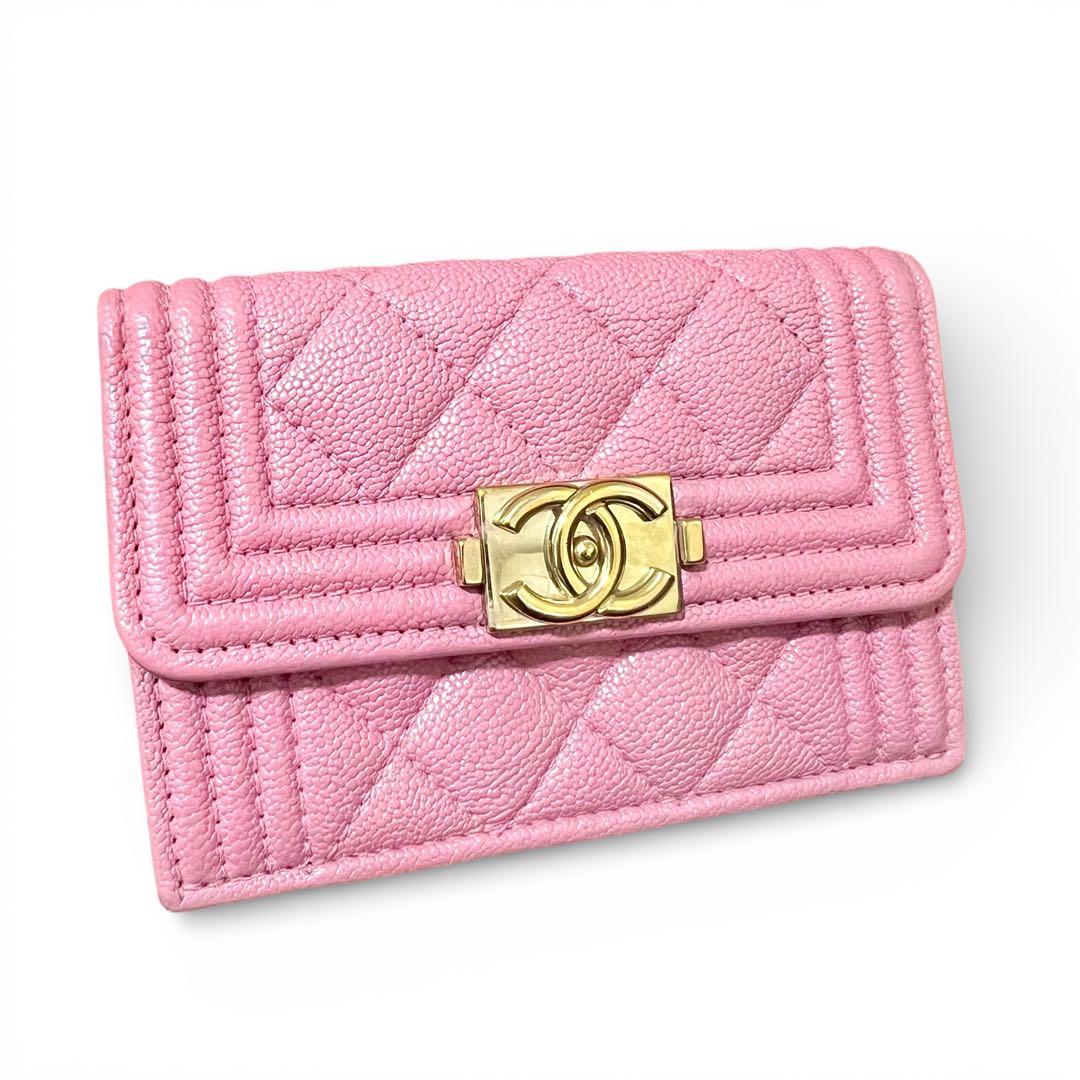 シャネル CHANEL ボーイシャネル キャビアスキン マトラッセ 三つ折り財布