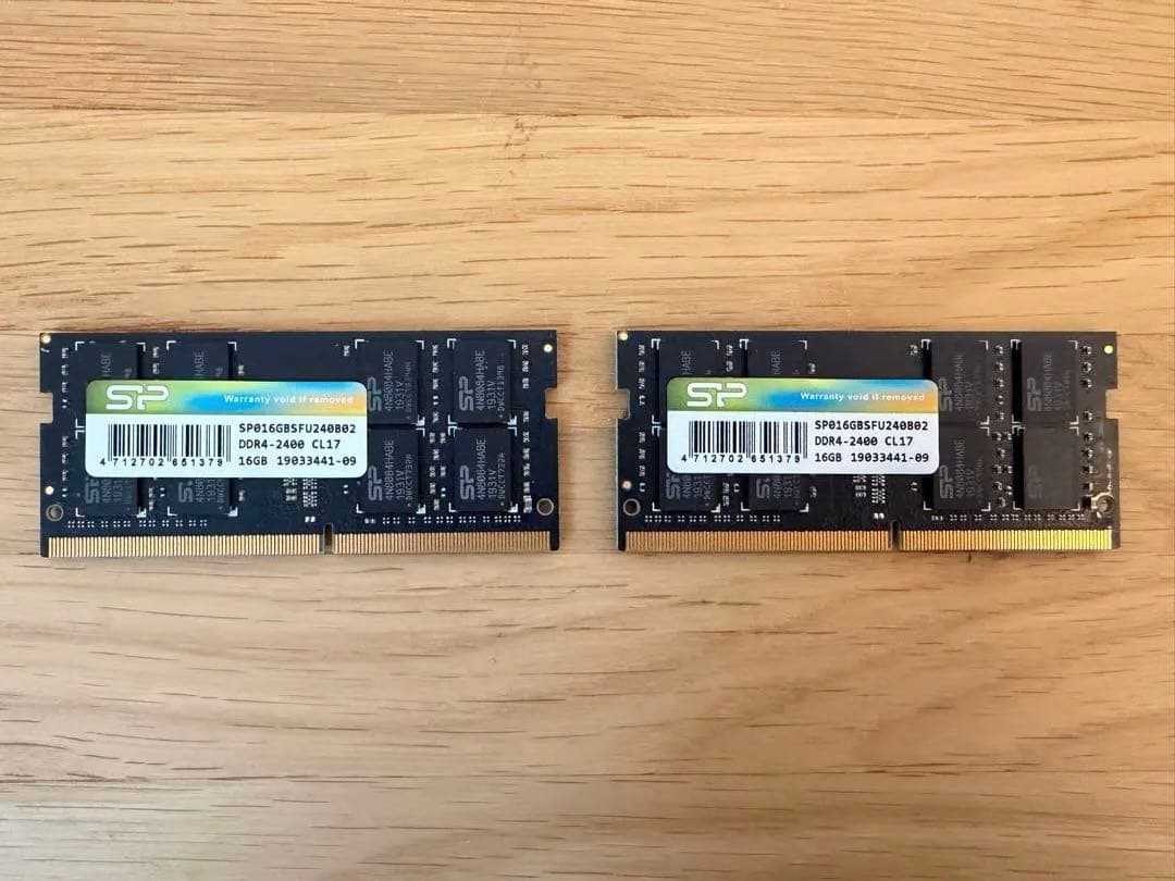 SP DDR4 2400MHz メモリ　16GB×2枚　32GB