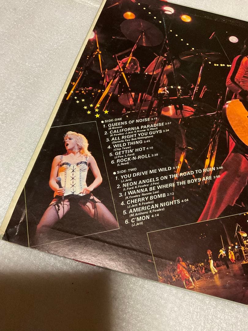 THE RUNAWAYS・LIVE inJAPAN。LPレコードジャケット。