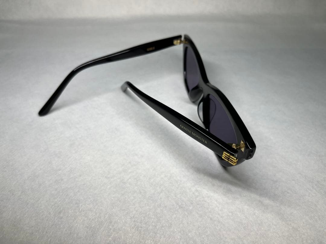 【美品】Gentle Monster Gisele ブラック サングラス