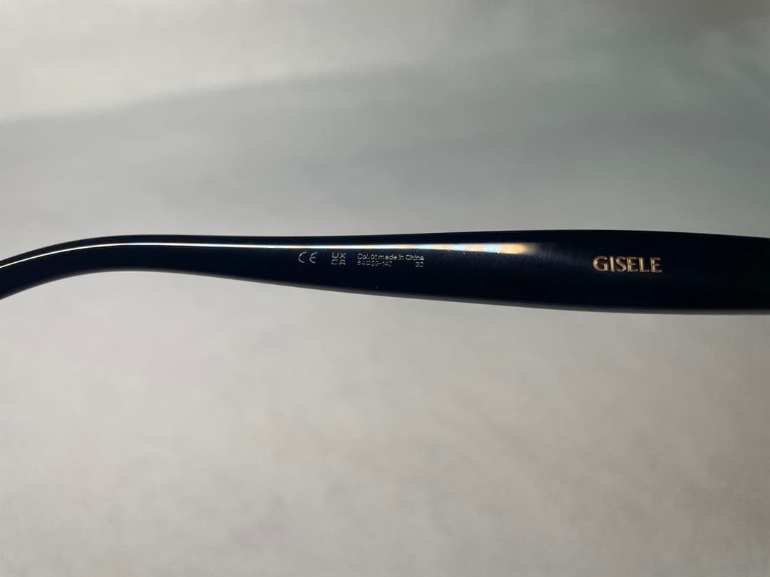 【美品】Gentle Monster Gisele ブラック サングラス