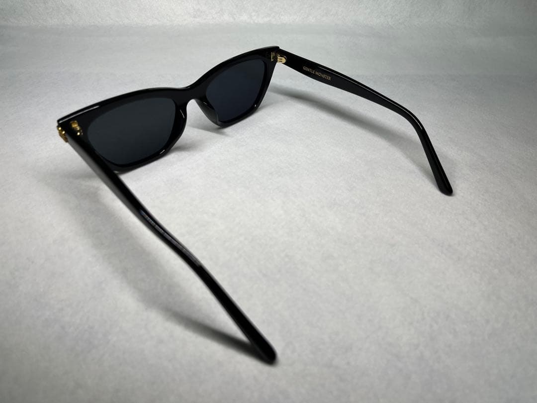 【美品】Gentle Monster Gisele ブラック サングラス