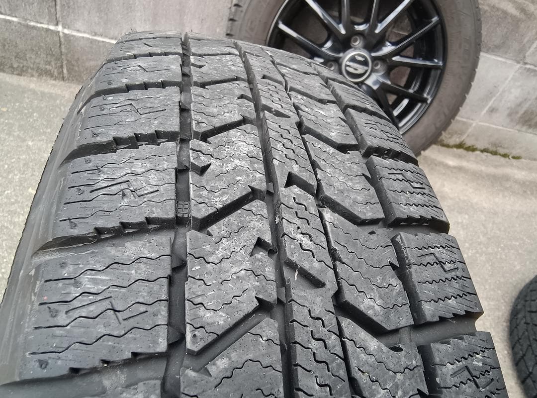 スタッドレスホイール付4本セットトーヨータイヤオブザーブ 155/65/14