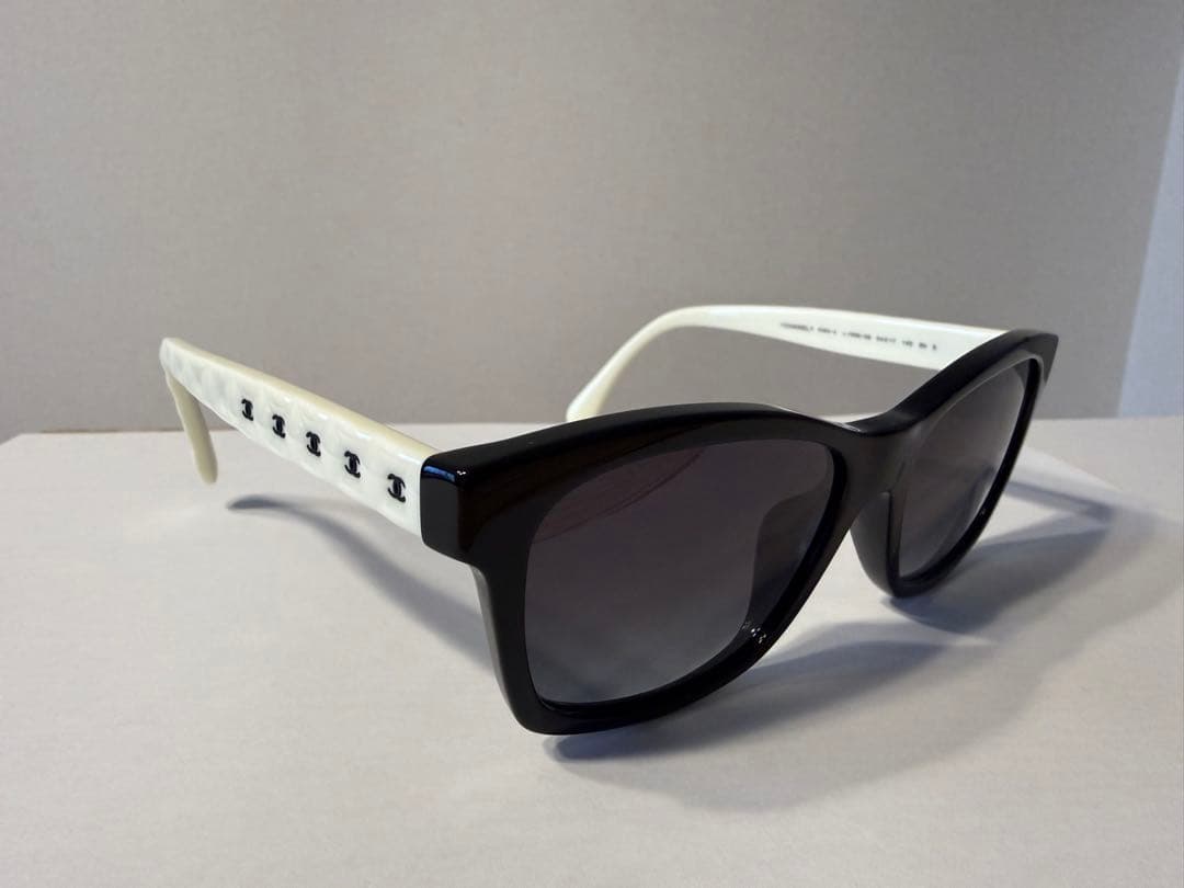 [美品]CHANEL シャネル サングラス