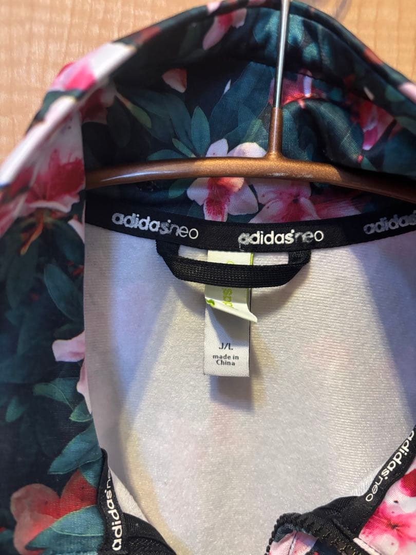 adidas セットアップ　Sサイズ相当 花柄