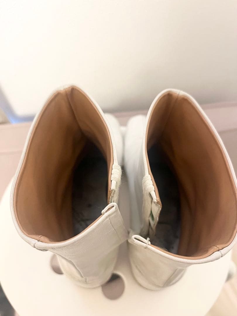 〈レア〉汚れあり破格Maison Margiela タビブーツ ホワイト