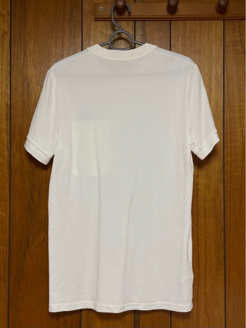 【FRED PERRY】ワンポイントロゴ刺繍　鹿の子ポケットTシャツ