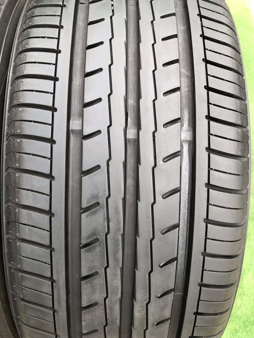 215/45 R17 Yokohama BluEarth-ES32ラジアルタイヤ