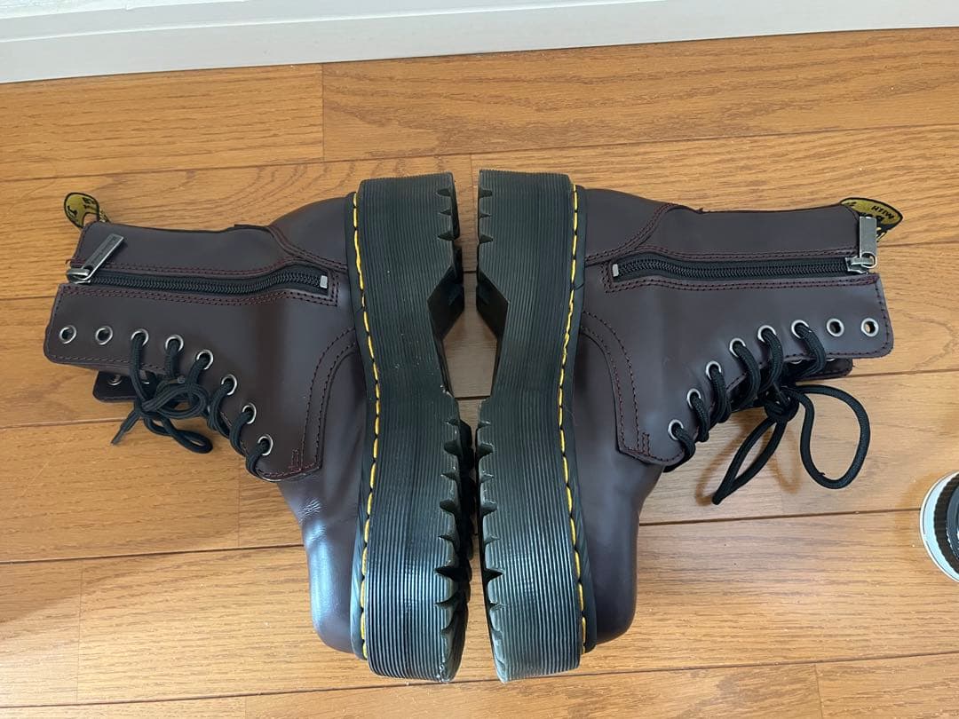 【美品】Dr. Martensシンクレアブーツ厚底ブーツ AW006KV11W
