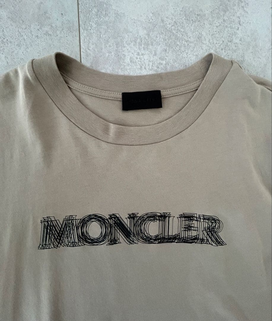 新品未使用品　MONCLER Blurred Logo T-shirt