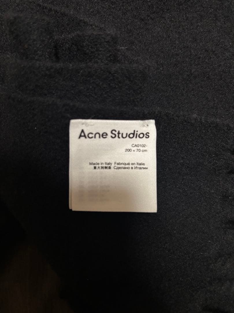 Acne Studios 大判マフラー フリンジ付き