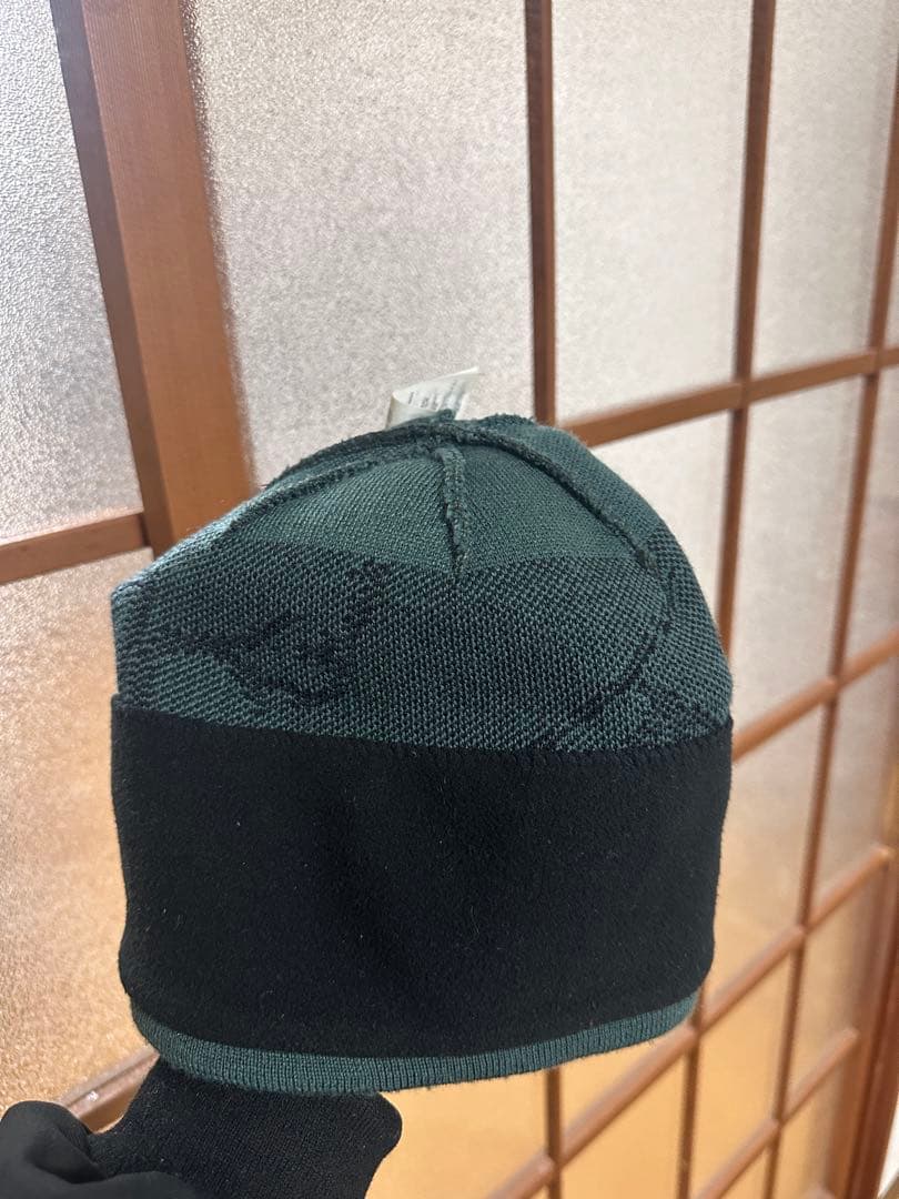 ARC'TERYX Dark Magic ビーニー