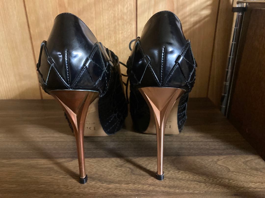 Dior クリスチャンディオール ブーティ パンプス ガラスレザー 37.5