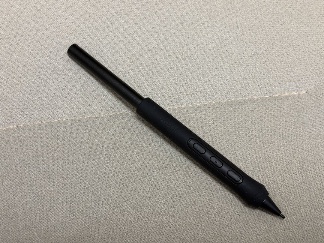 Wacom MovinkPad Pro 14 中古　純正ペングリップ&ケース付